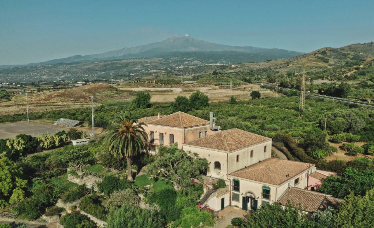 Antico Borgo Etneo Agriturismo Villa Calatabiano Exterior foto